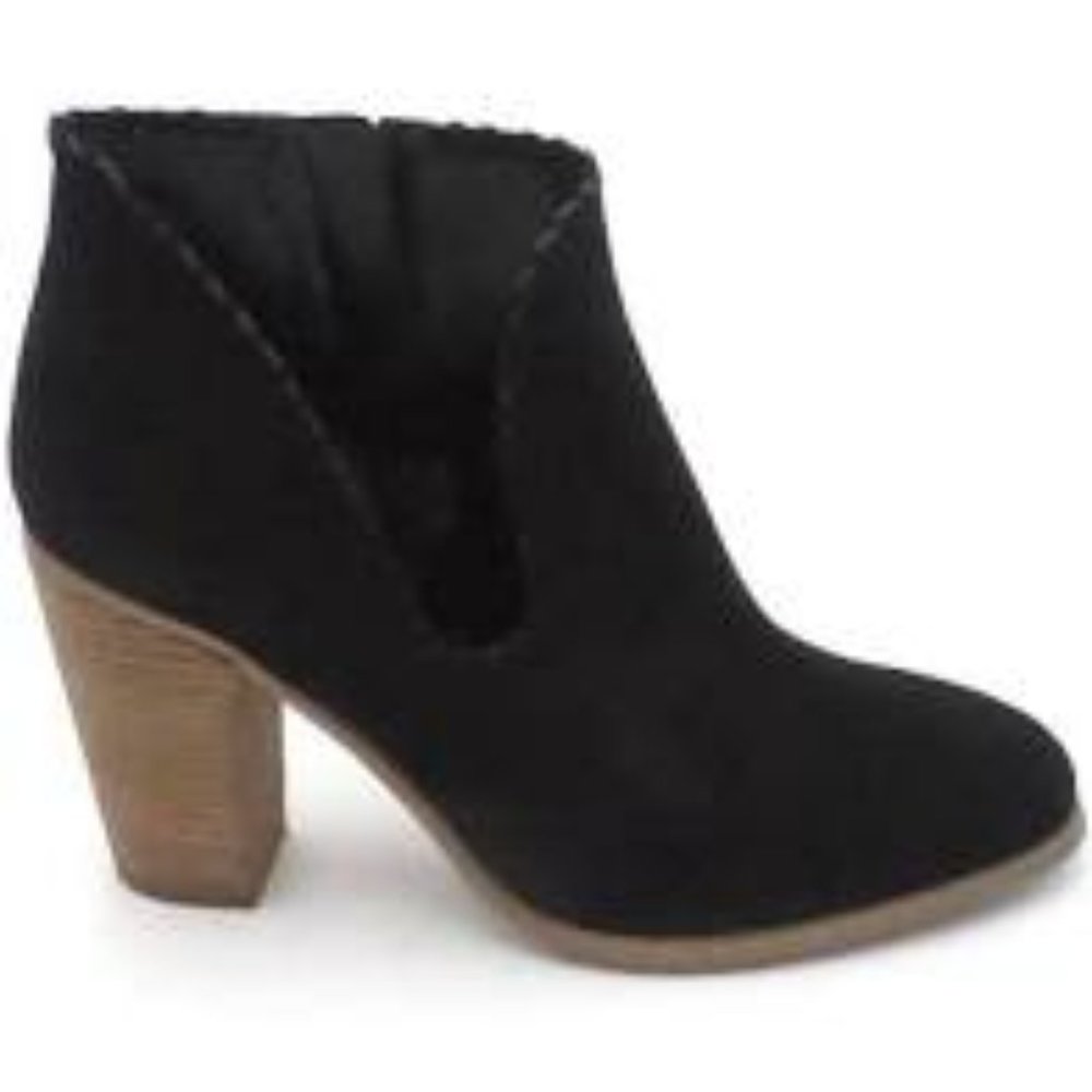 Vince Camuto Fernlee Suede Boot